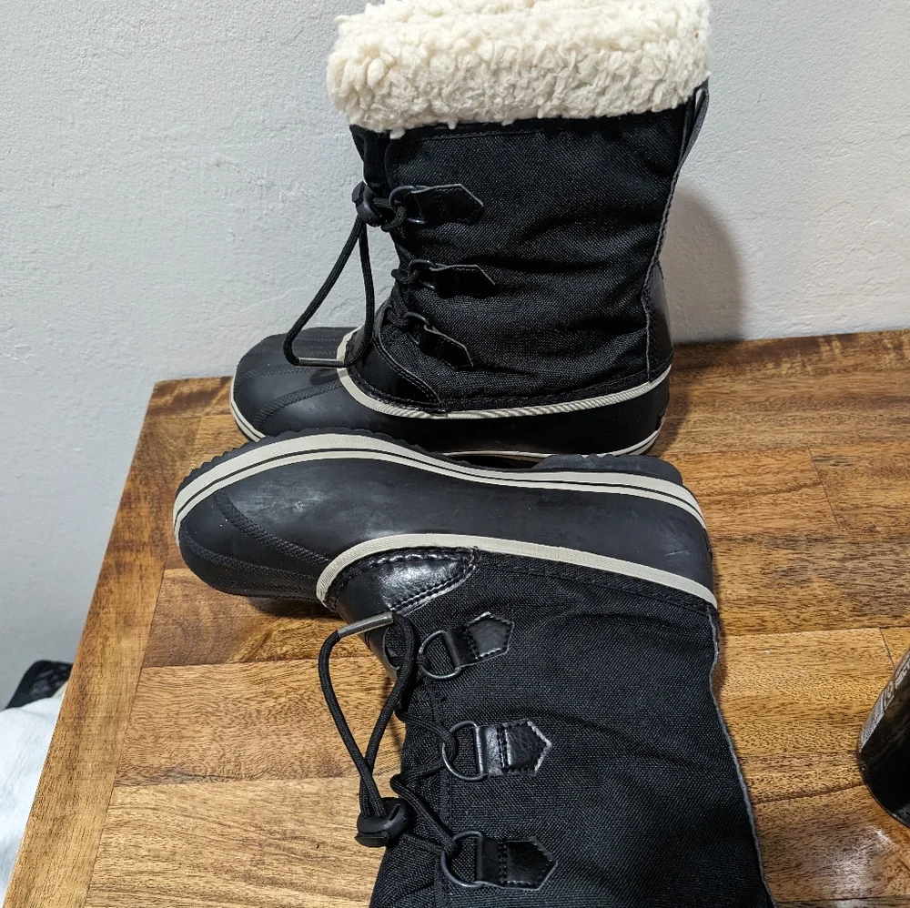 Sorel Women's Winter Carnival Boot Waterproof Black Stone Size 6 US 1855081 Shoe